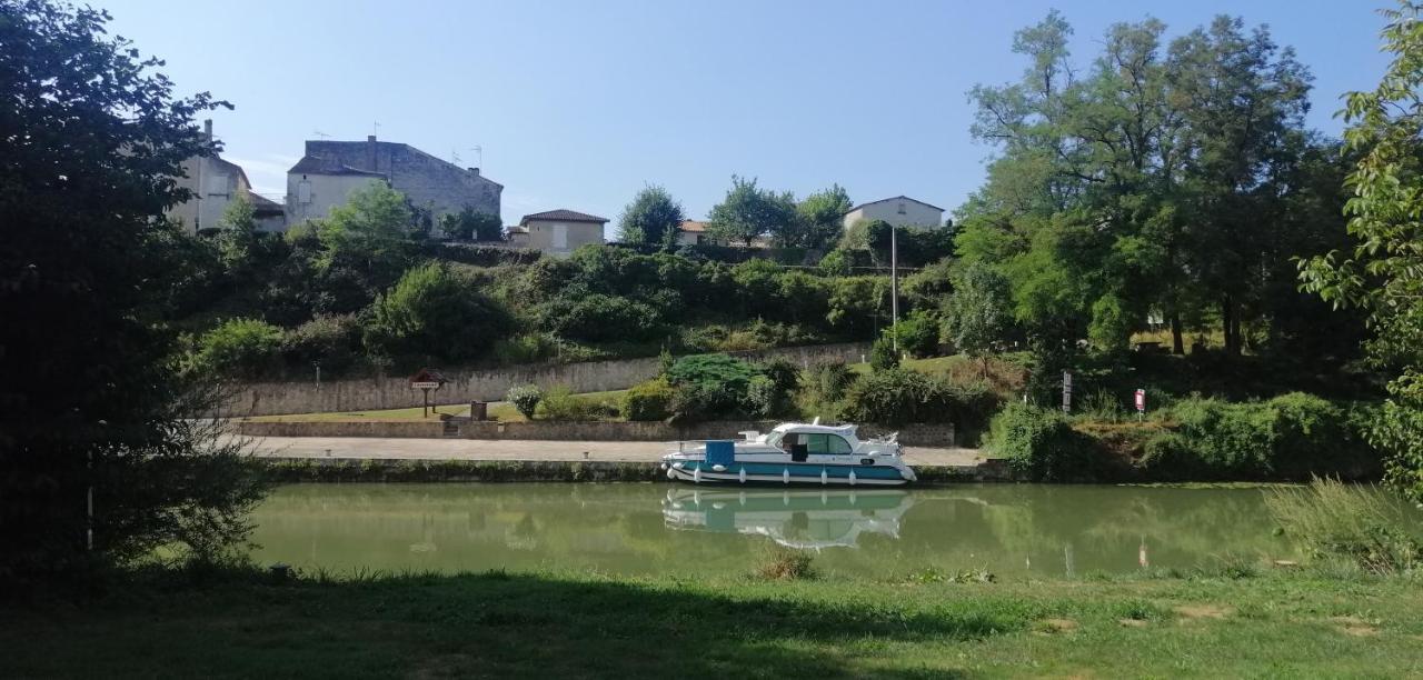 Lavardac - Maison De Village Gascogne Landes Eksteriør billede